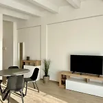Vera Hotel
