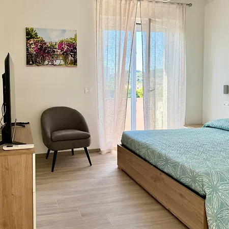 Vera Hotel